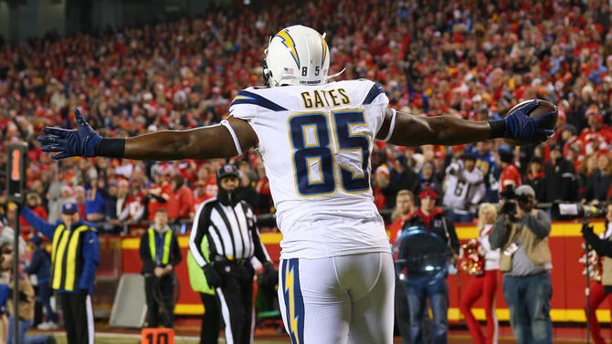 NFL: Los Angeles Chargers at Kansas City Chiefs