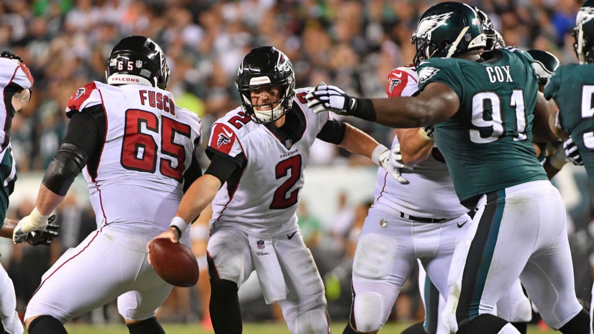 In NFL season opener, Eagles stop Falcons, Matt Ryan, 18-12