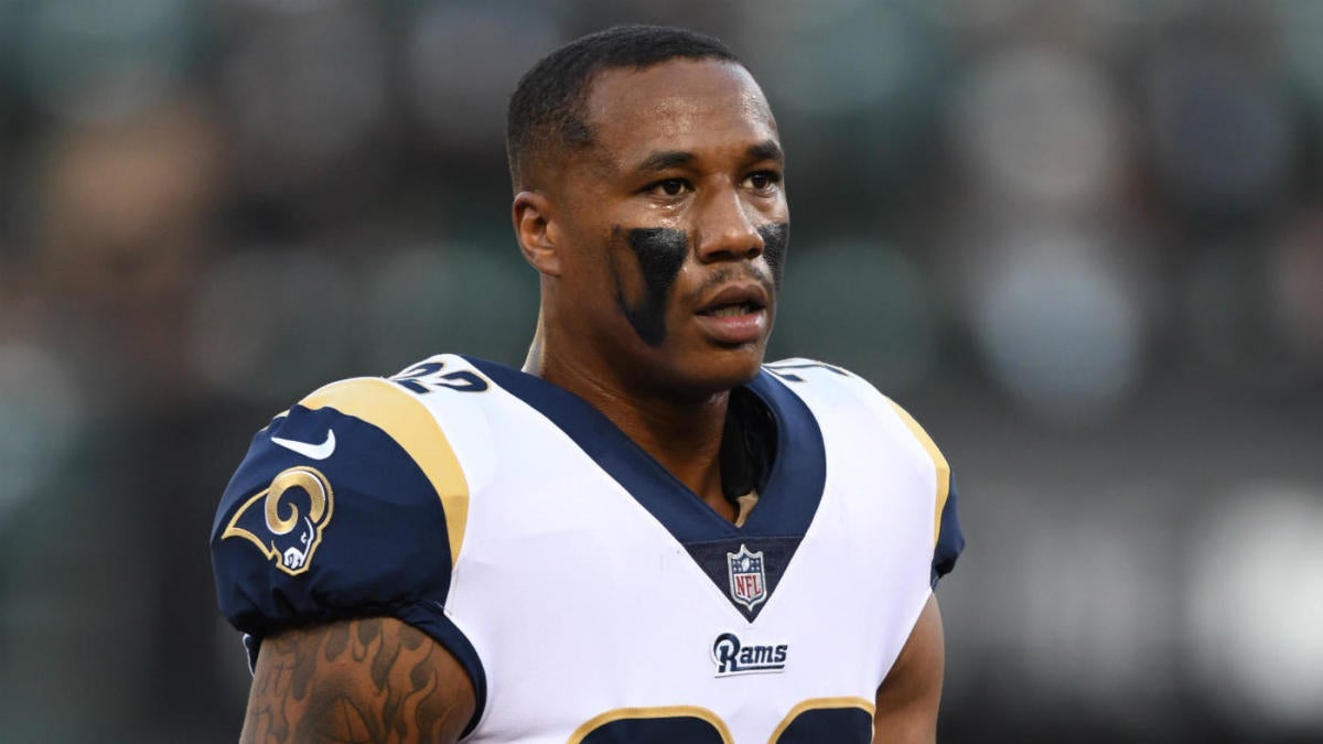 Chiefs' Marcus Peters to speak on behalf of Marshawn Lynch