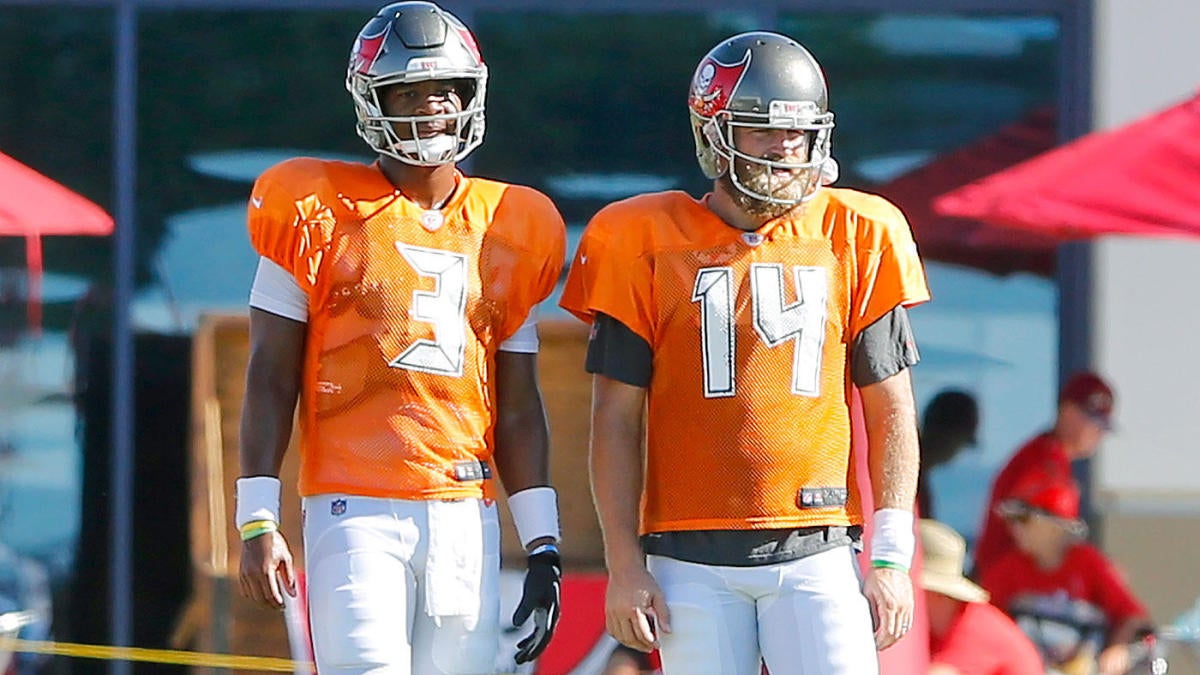 Tampa, Florida, USA. 16th Sep, 2018. Tampa Bay Buccaneers quarterback Ryan  Fitzpatrick (14) first play of the game, throws a pass to Tampa Bay  Buccaneers wide receiver DeSean Jackson (11) for a