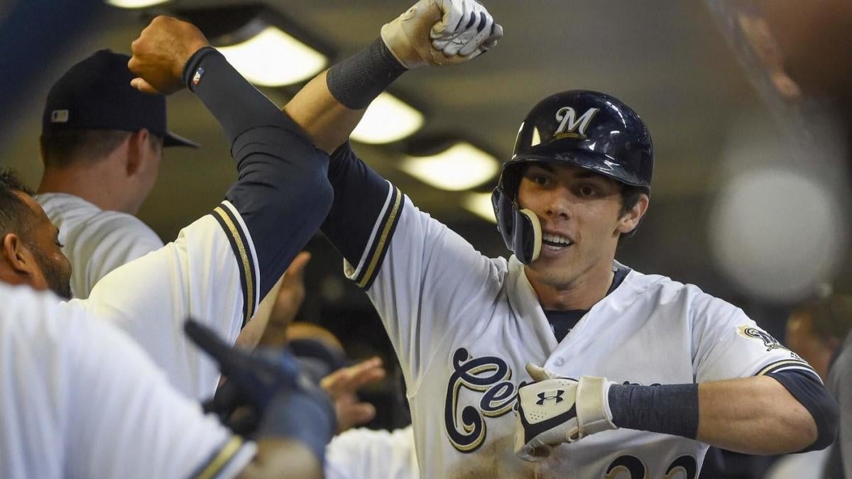 Christian Yelich, other Milwaukee Brewers players to hit for the cycle