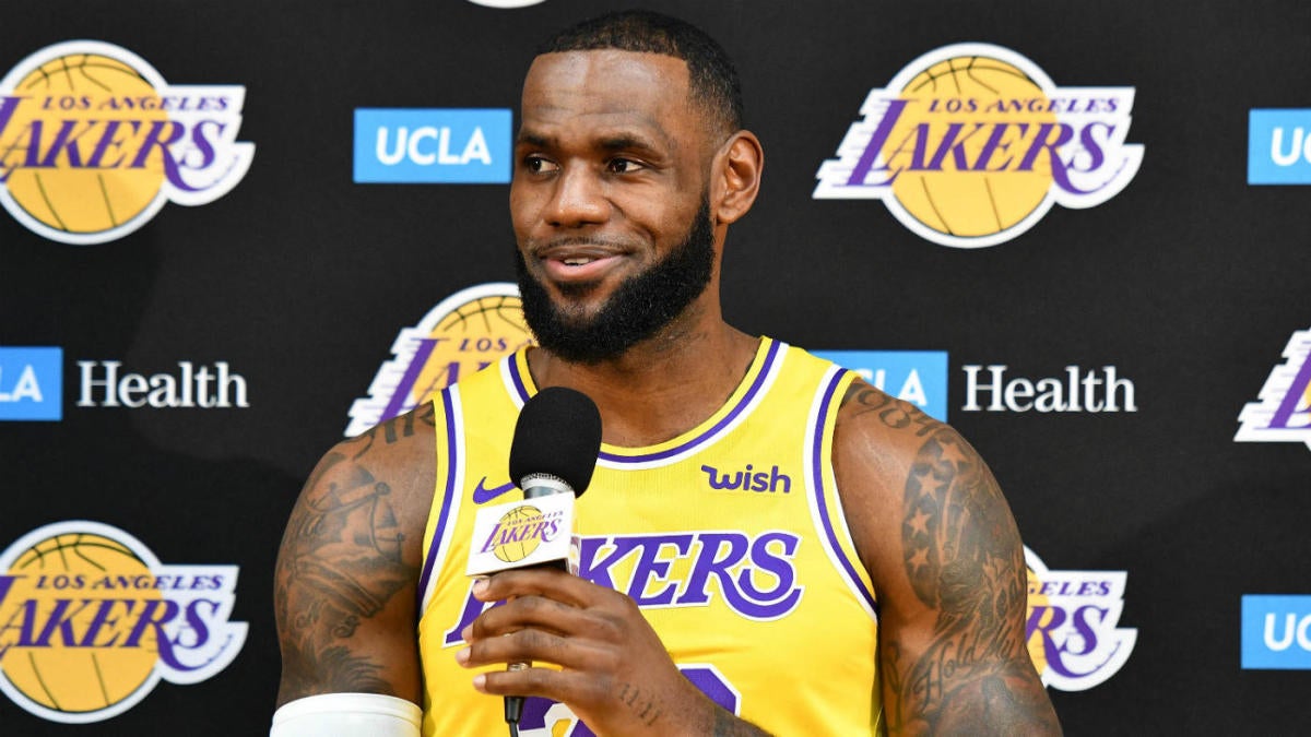 Lebron James L A Debut Watch Lakers Vs Nuggets Preseason Game Online With Live Stream Tv Channel Time Cbssports Com