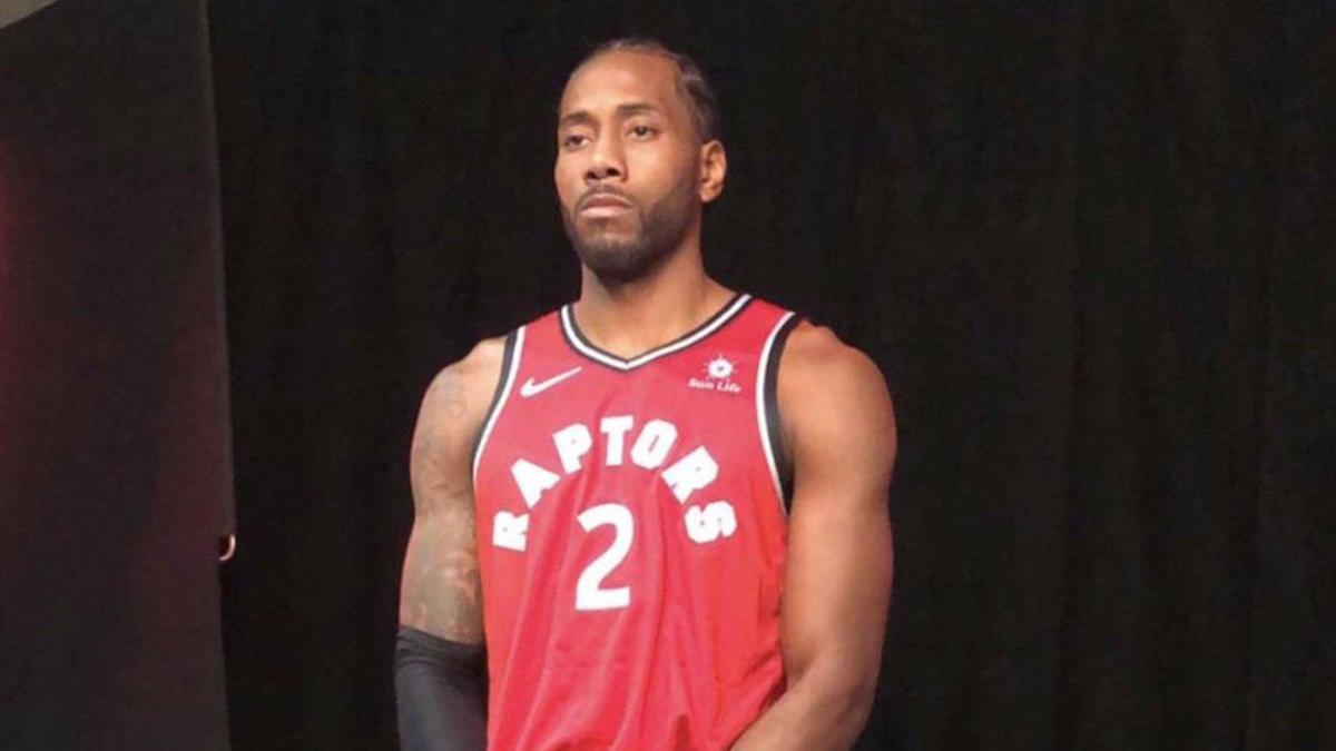 Kawhi Leonard makes first appearance in Raptors jersey, expected to be  ready for season 