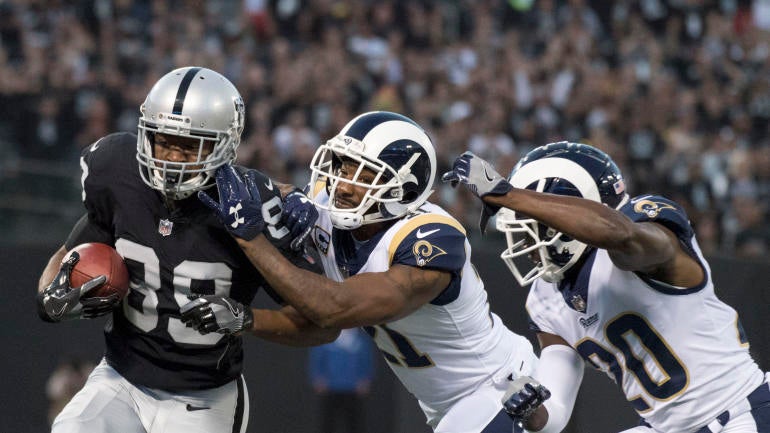 NFL: Los Angeles Rams at Oakland Raiders