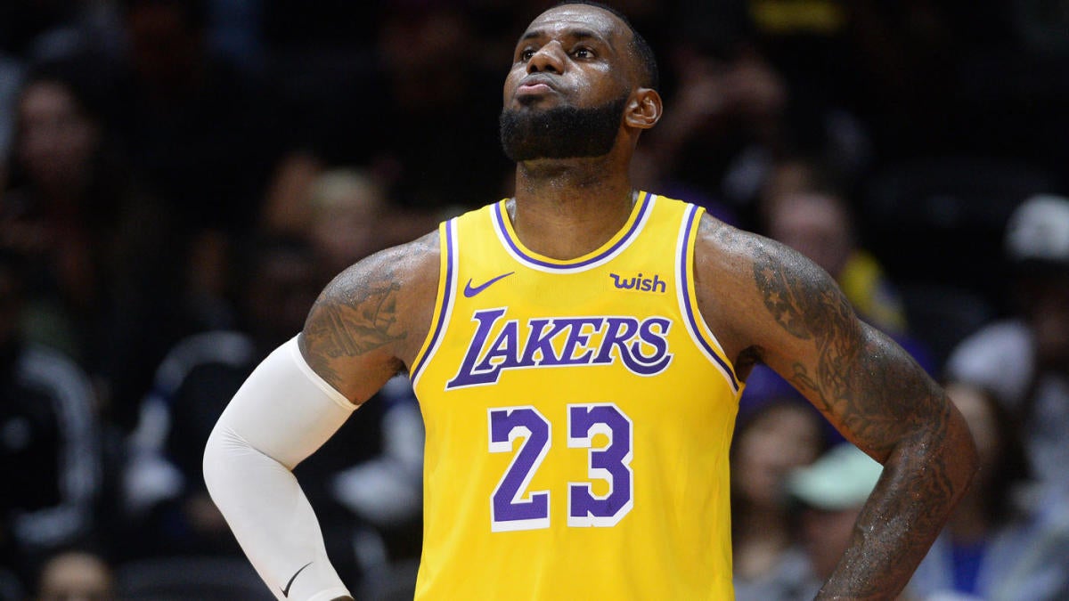 LeBron James says Lakers have to ignore 