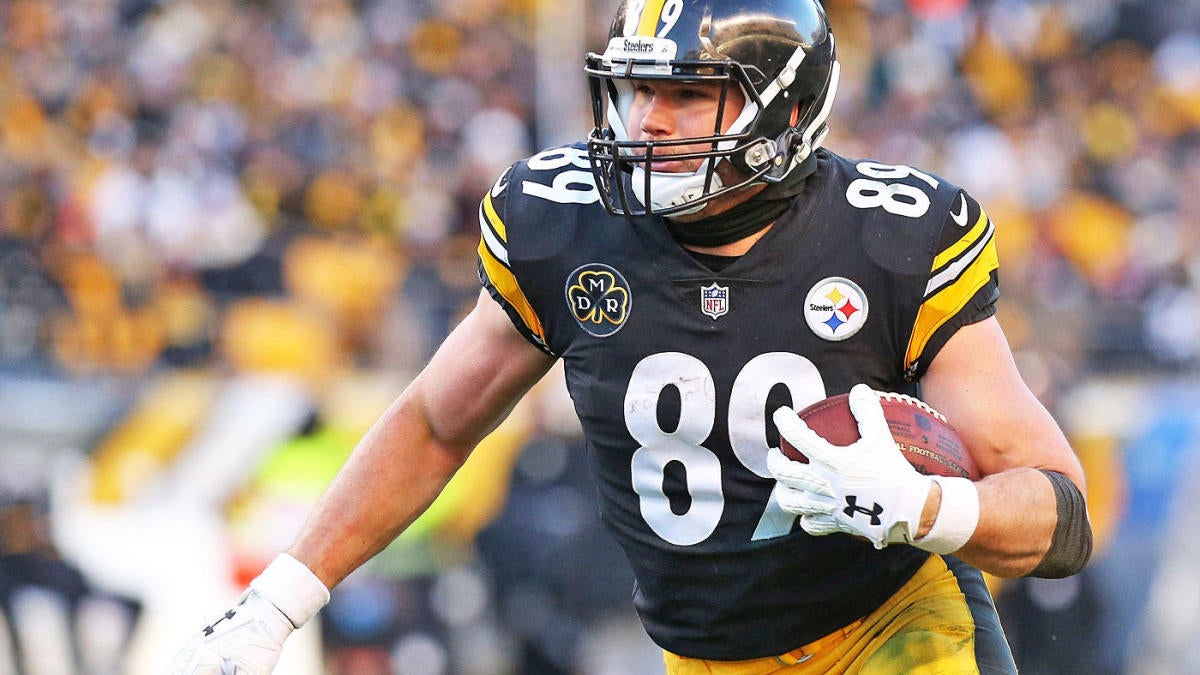 Steelers tight end Vance McDonald retires at age 30 after eight