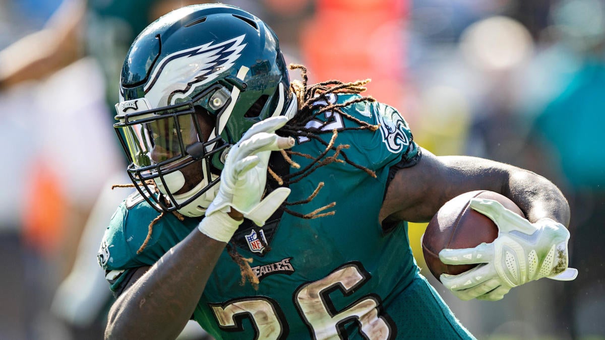 Miami Dolphins Pro Bowl RB Jay Ajayi On His Track & Field Experiences