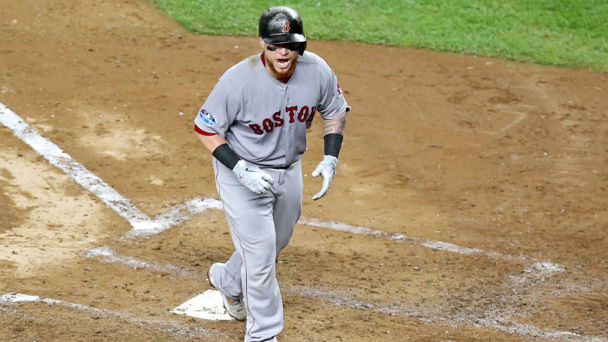 Red Sox Vs Yankees Christian Vazquez Hits An Extremely Yankee Stadium Home Run To The Short Porch Cbssports Com