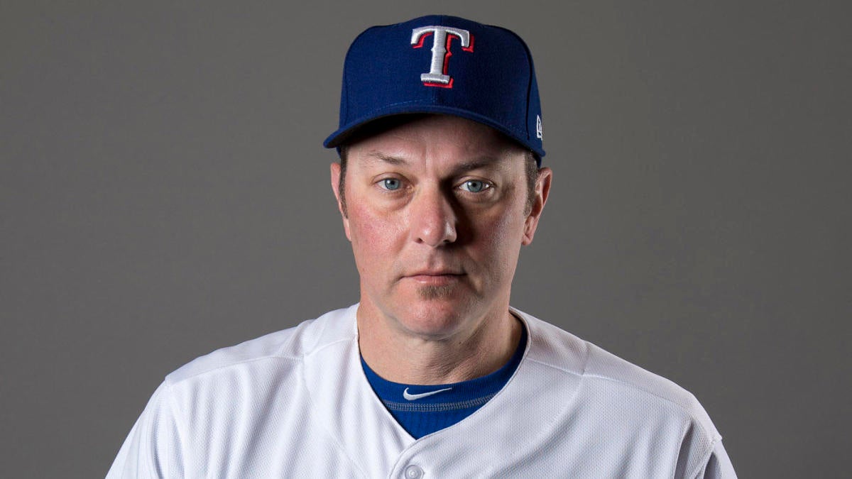 Reports: Cubs will part ways with yet another hitting coach