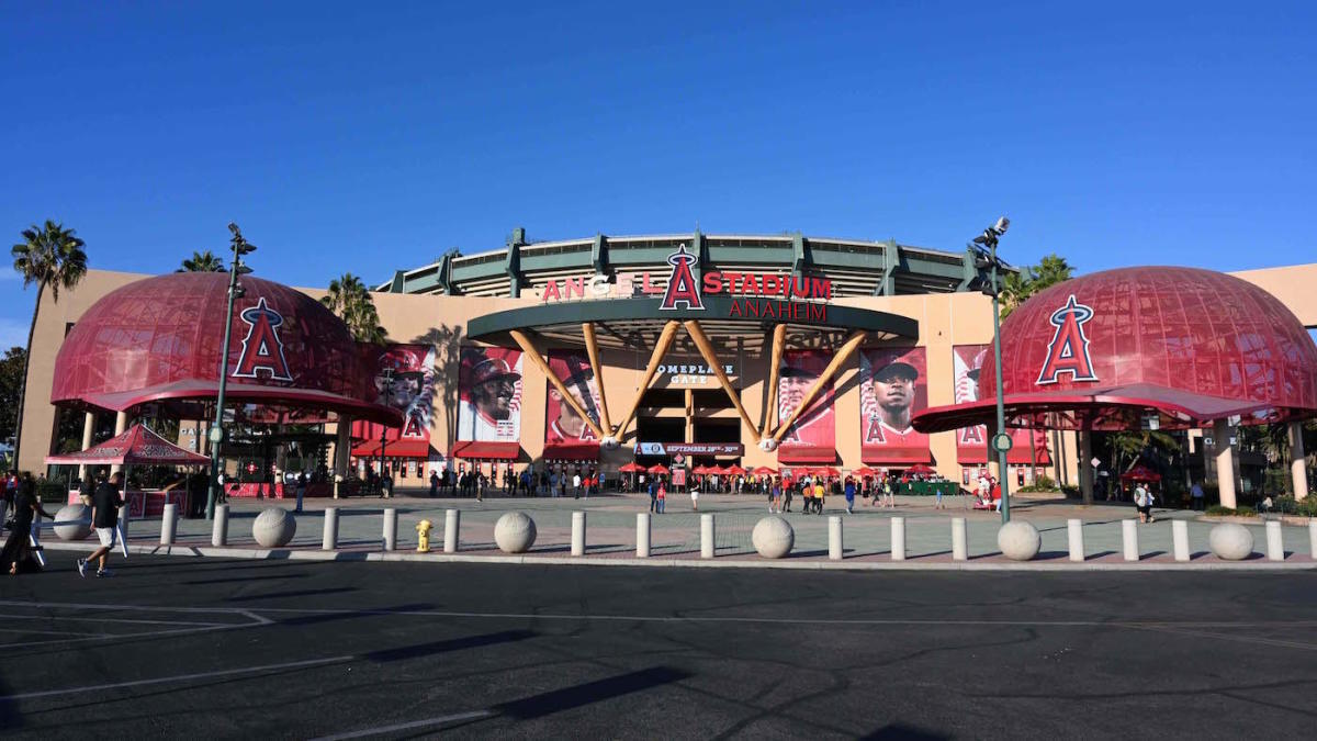 Angels reach deal to remain in city of Anaheim through 2050 