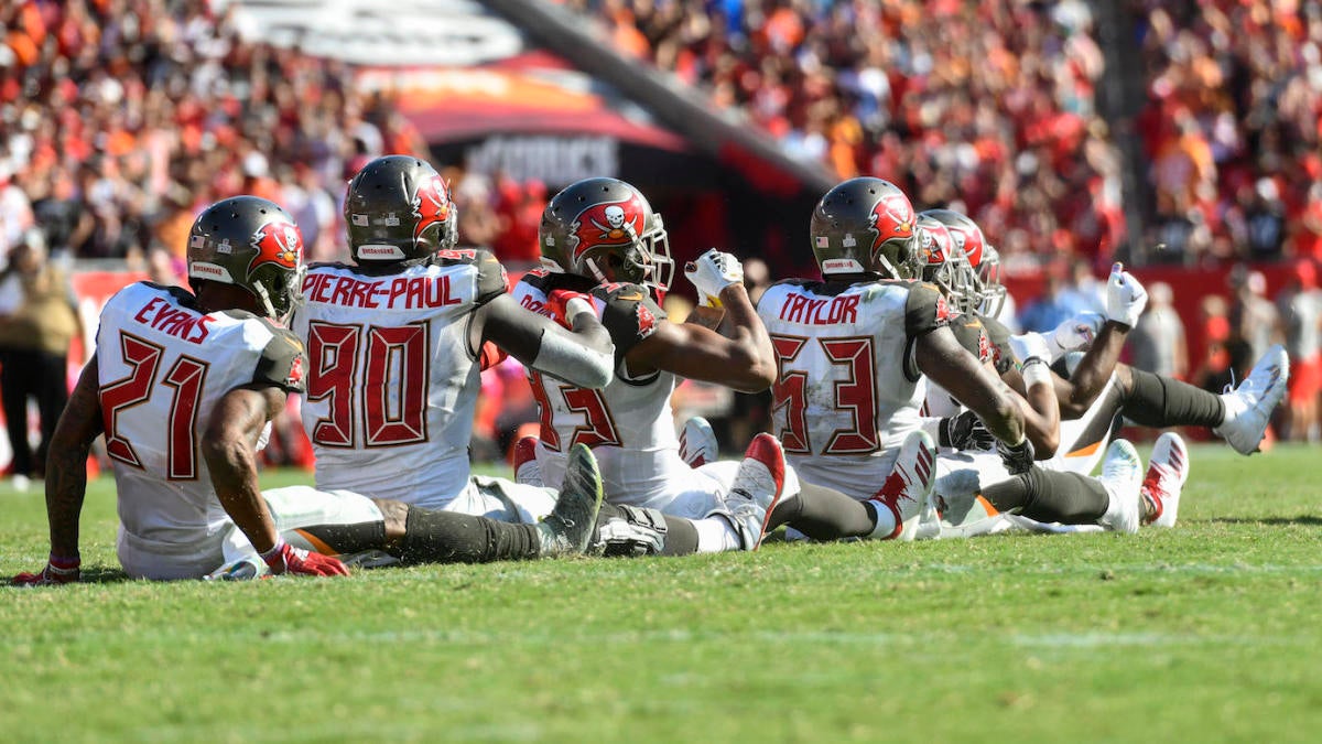 NFL Week 7 Celebration Grades: Buccaneers defenders row their way to ...