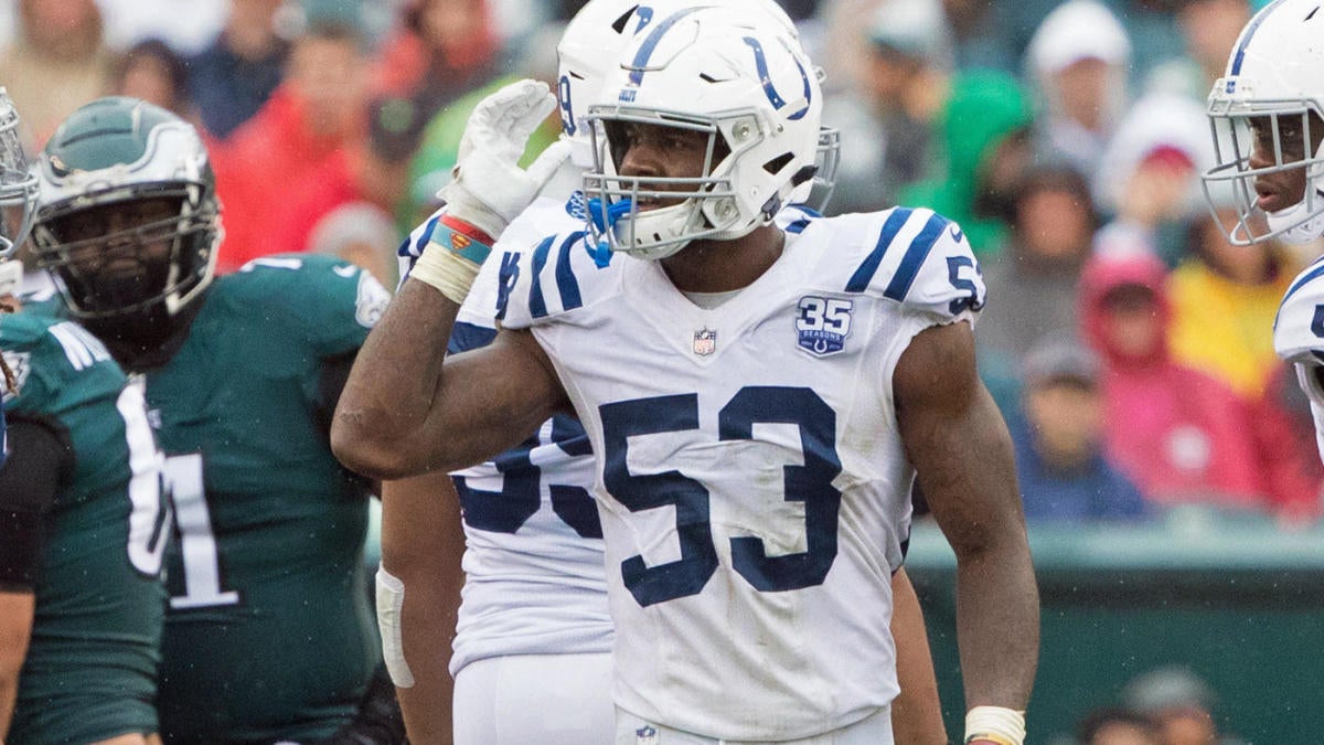 Colts' Darius Leonard To Undergo Back Surgery, Expected To Be Ready For 