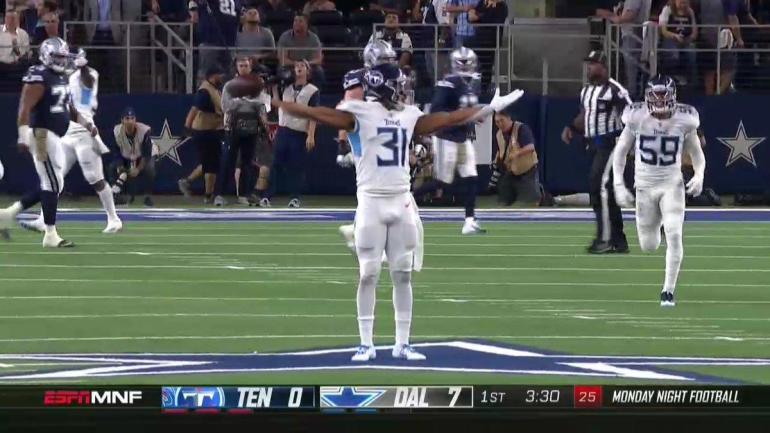 Kevin Byard mocks Cowboys, pulls off Terrell Owens-approved INT