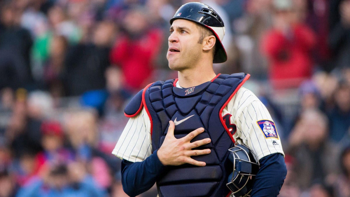 Joe Mauer reflects during retirement press conference: 'It's been a true  honor to wear one jersey all these years' 