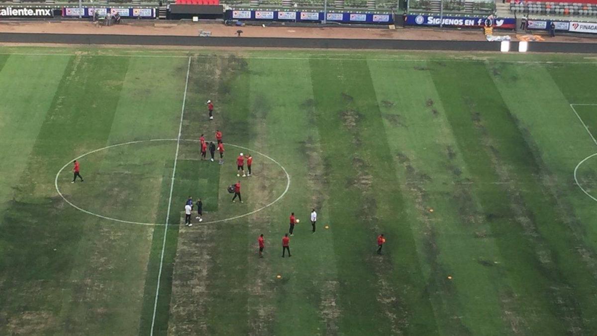 Por más condições do gramado, NFL transfere jogo da Cidade do México para Los  Angeles, futebol americano