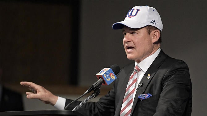 les-miles-kansas-athletics.jpg