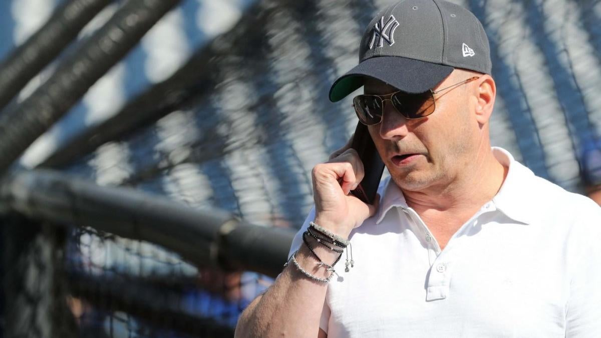 Brian Cashman, Yankees GM, surrounded by cops with guns drawn after being mistaken for car thief - CBSSports.com