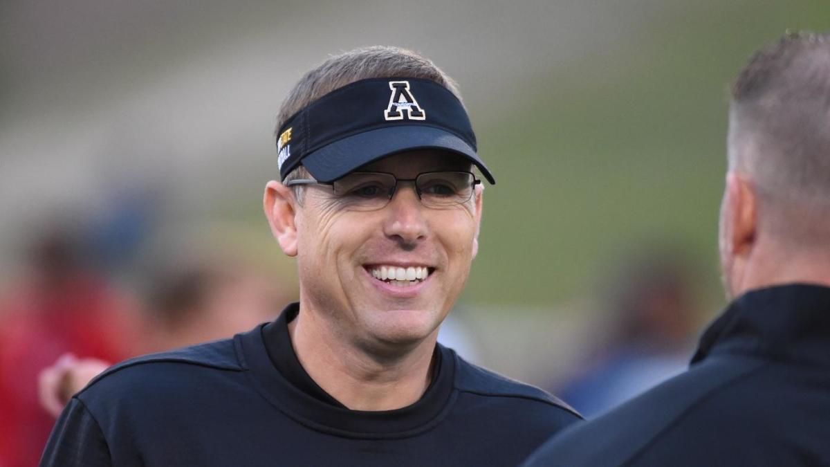 Louisville reportedly hires Appalachian State's Scott Satterfield to coach  Cardinals - CBSSports.com