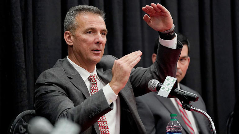 gettyimages-1068458142-urban-meyer-buckeyes-coach-retires-2018-1400.jpg