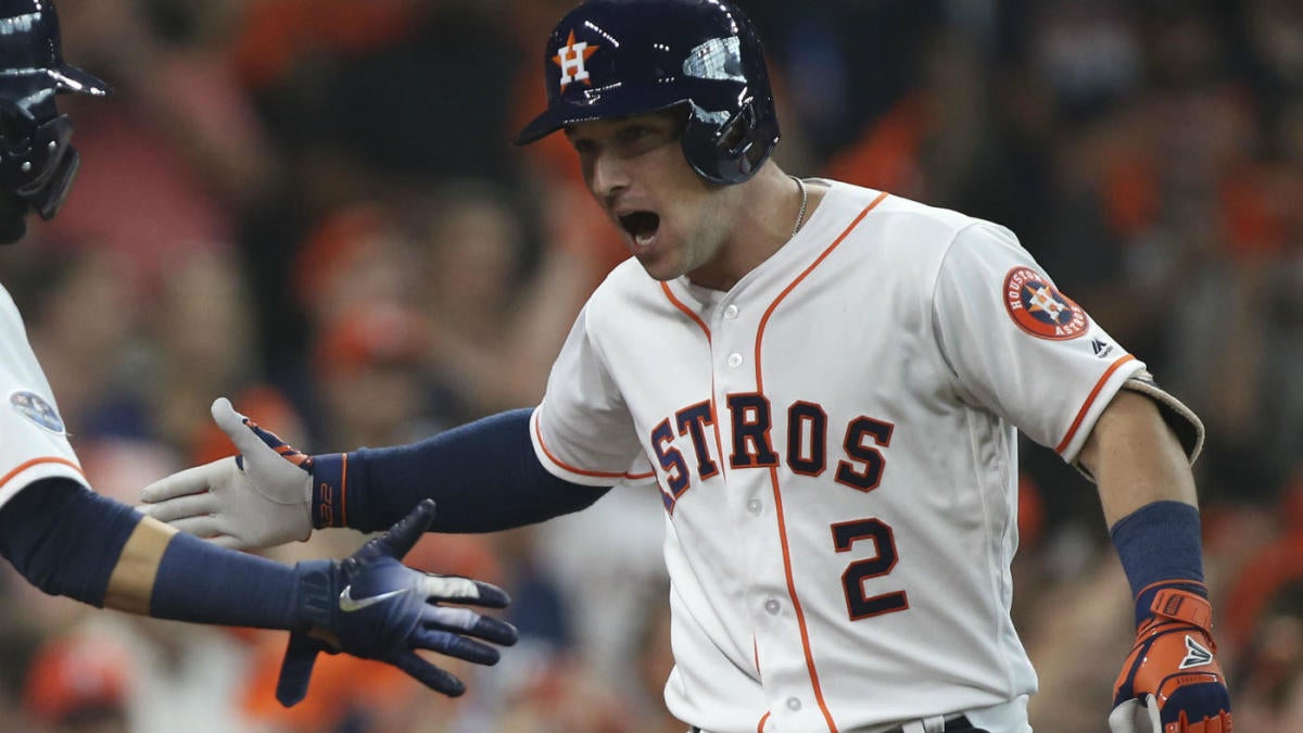 Astros Bregman Undergoes Surgery