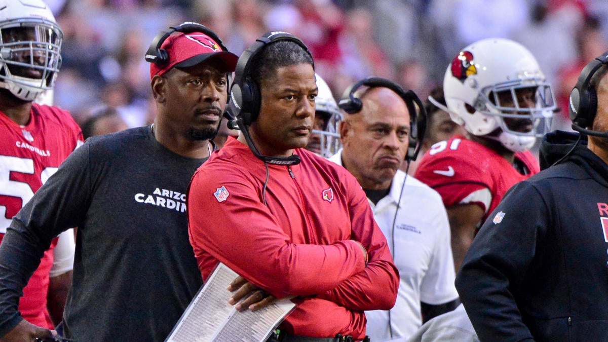 Cardinals fire offensive coordinator Mike McCoy, Byron Leftwich