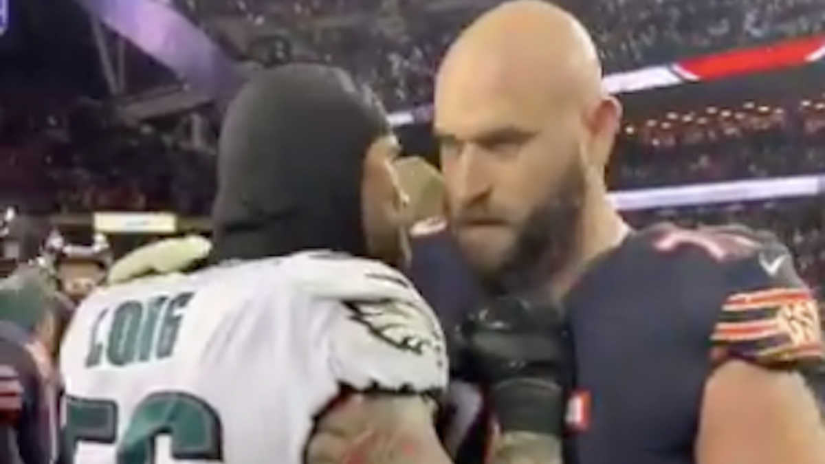 Chris Long Kyle Long Share Cool Brotherly Moment On Field After