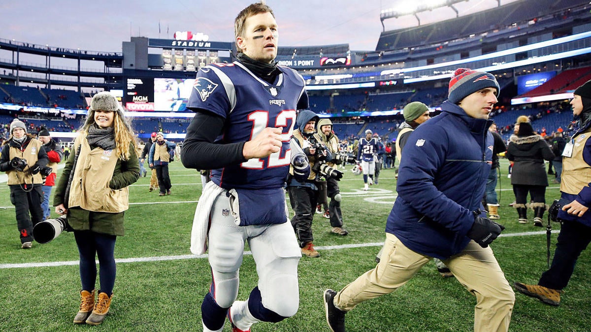 Tom Brady Mocks Critics Who Say Patriots 'Suck' After Destroying Chargers  in Playoffs