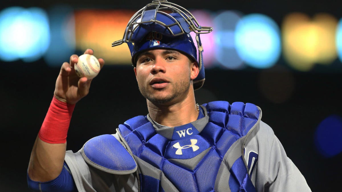 Watch: Cubs' Willson Contreras finds unique way to take BP during  quarantine