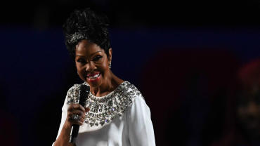 gladys-knight-super-bowl.jpg