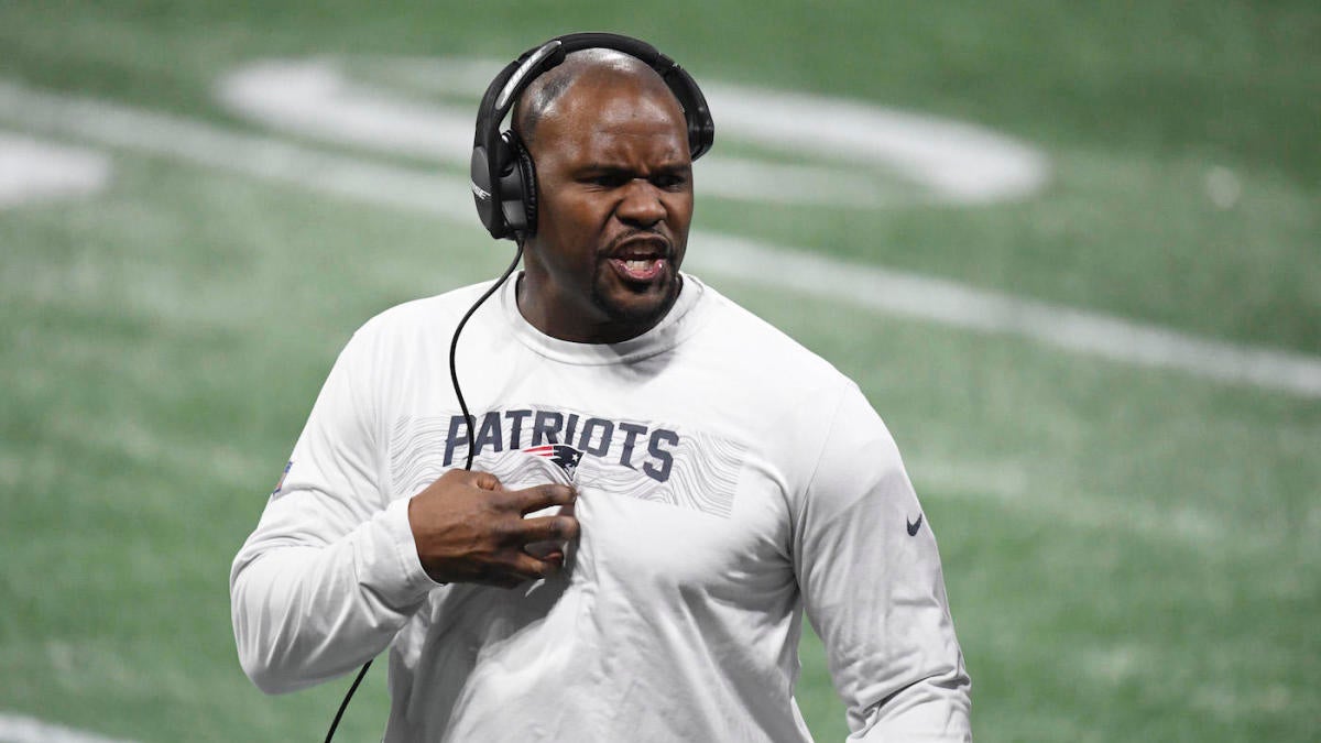 NFL notes: Dolphins reportedly set to hire Patriots assistant Brian Flores  as coach - Los Angeles Times