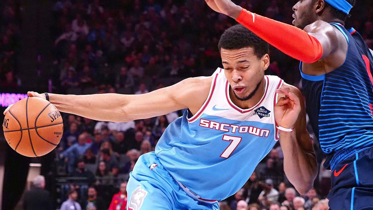 Kings, Trail Blazer fumble trades as NBA deadline looms