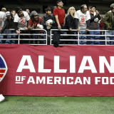 gettyimages-1128591370-nick-temple-san-antonio-pregame-aaf-2019-1400.jpg