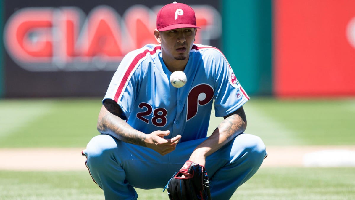 Phillies retain Vince Velasquez, six others for 2021