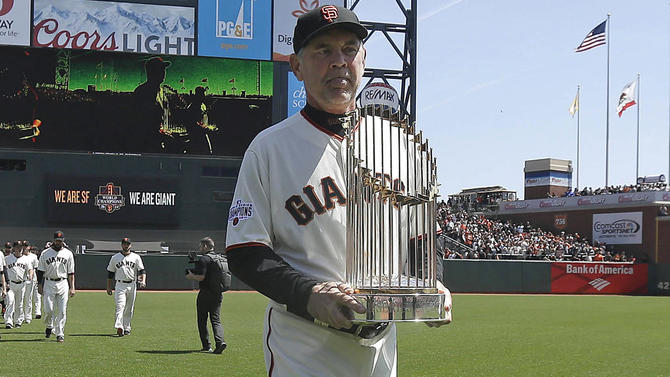 usatsi-8518270-bruce-bochy-giants-trophy-2015-pregame-1400.jpg