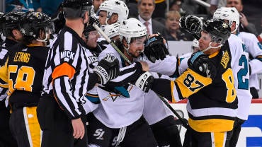 NHL: FEB 21 Sharks at Penguins