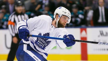 jake-muzzin-maple-leafs.jpg