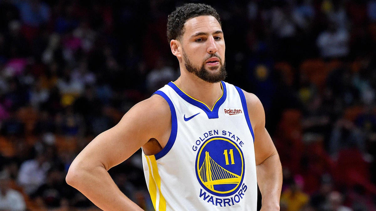 After Klay Thompson S Season Ending Injury The Warriors Are Breaking The Bank To Remain Competitive Cbssports Com