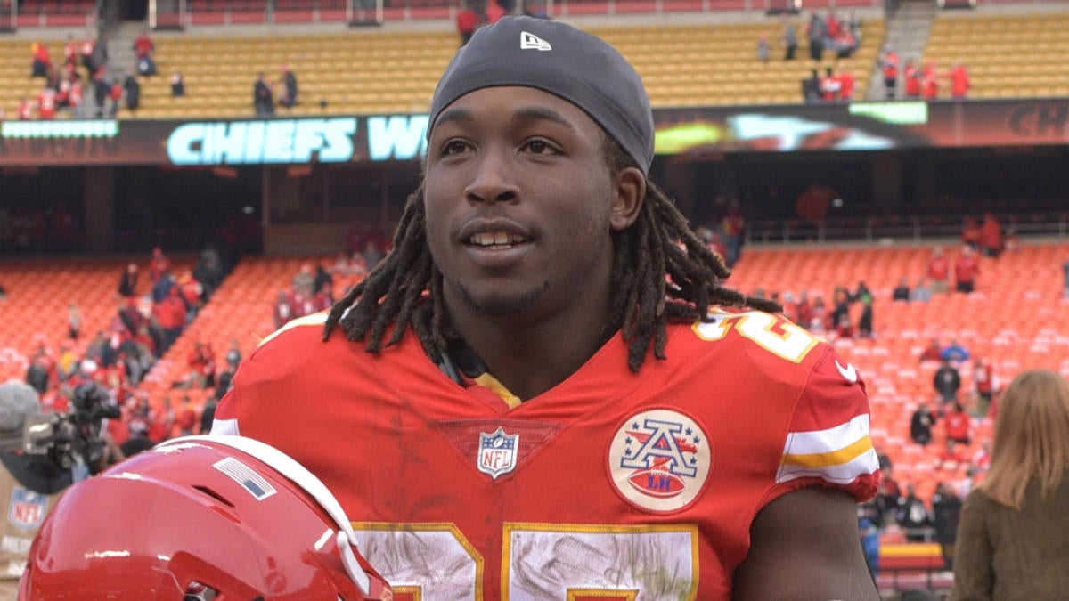 NFL free agency reunion? Kareem Hunt visiting the Browns - Dawgs By Nature