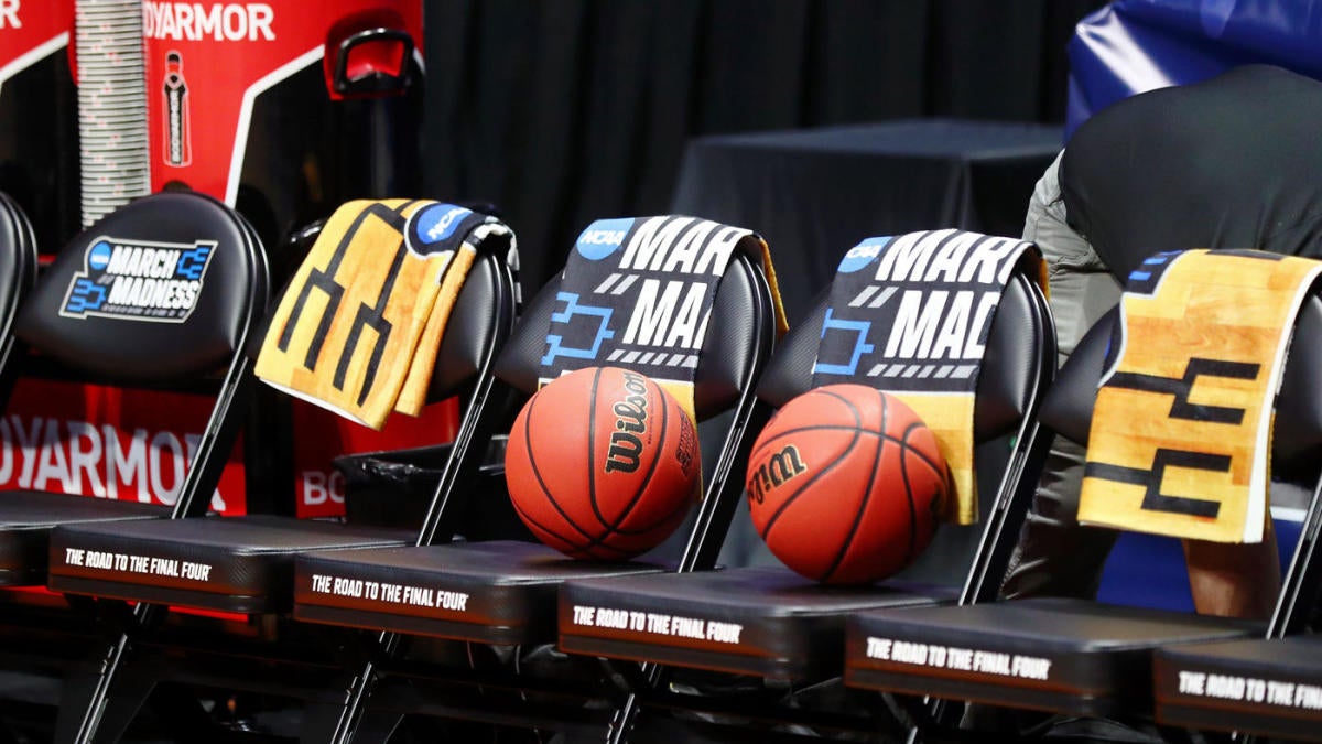 NCAA will try to decide 'by mid-September' if 2020-21 college basketball season can start on time