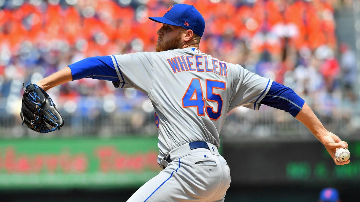 Zack Wheeler behind schedule with sore shoulder