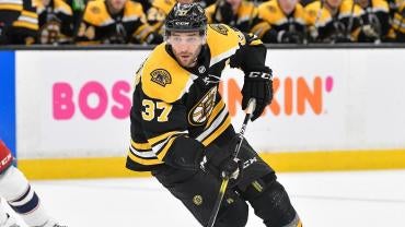 NHL: Columbus Blue Jackets at Boston Bruins