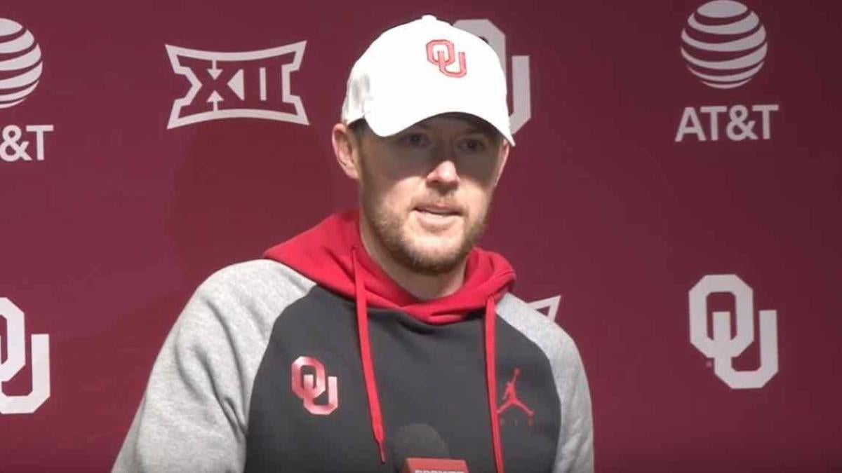 lincoln riley sweatshirt