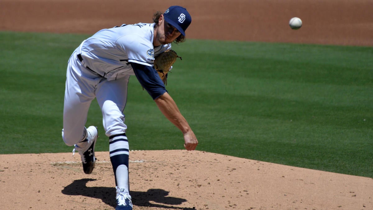 Padres pitcher Paddack looks forward to showing off lion