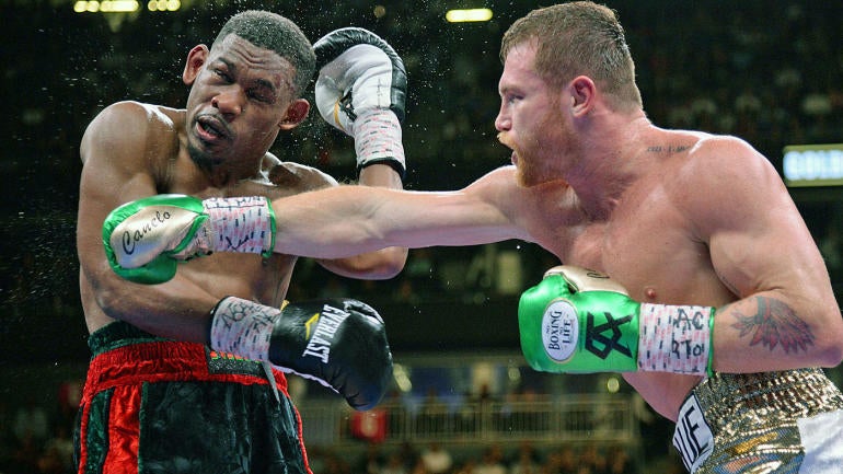 canelo-alvarez-daniel-jacobs-punch.jpg
