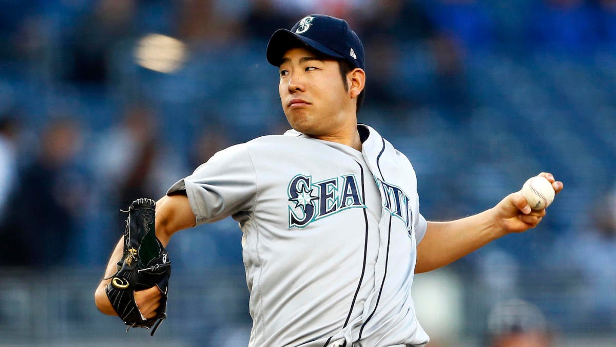 Seattle Mariners pitcher Yusei Kikuchi puts entire container of