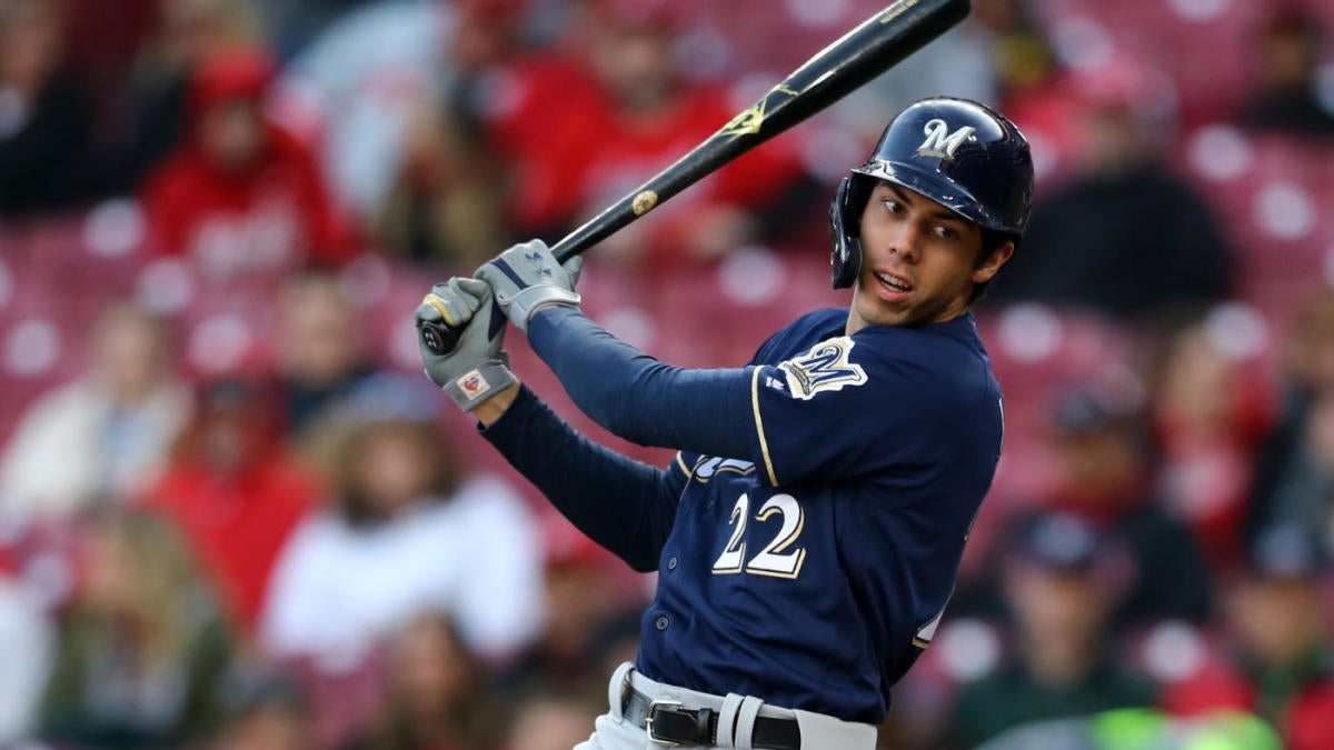 Christian Yelich homers after extra batting practice