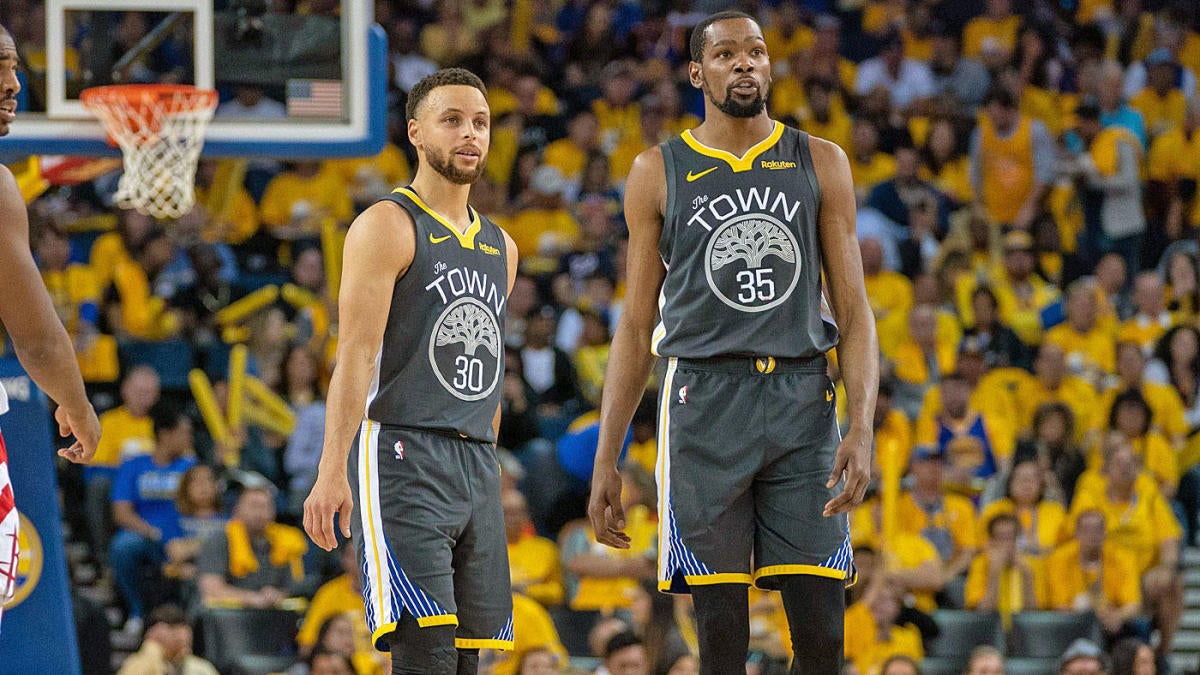 Steph Curry's Text to Kevin Durant Shows How Star's Selflessness Guided Him  to Four NBA Titles – NBC Connecticut