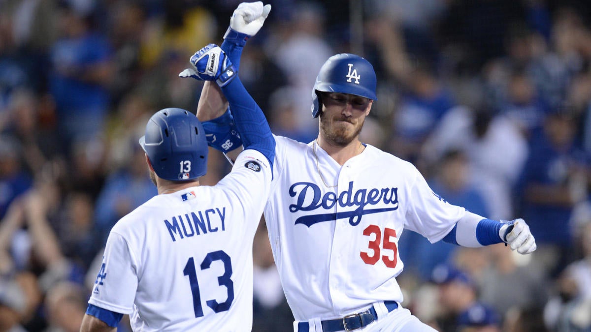 Will Smith, Max Muncy drive Dodgers past Padres again, 8-3