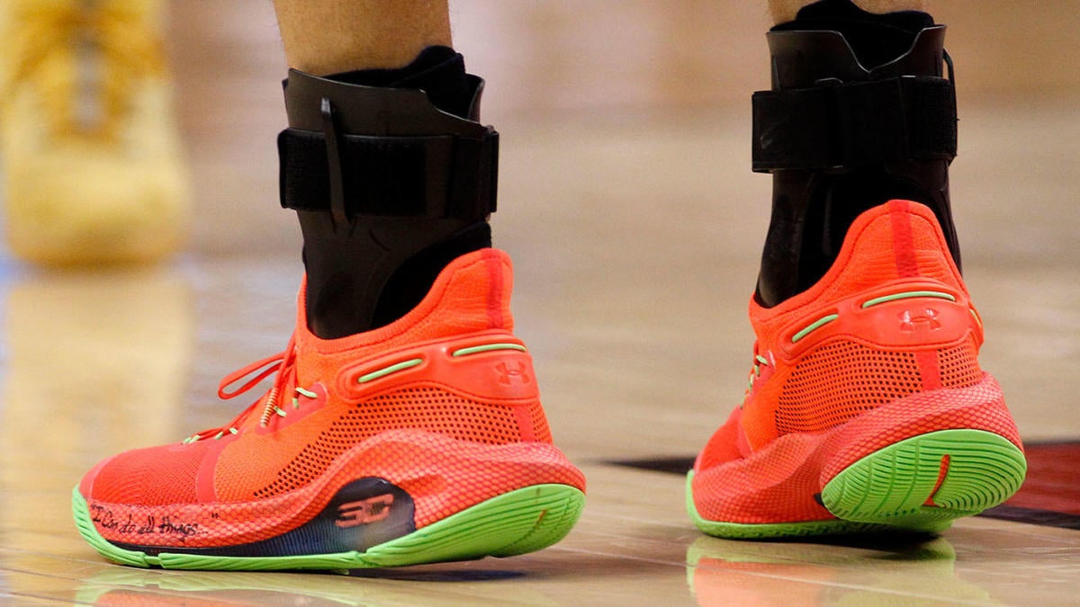 stephen curry orange shoes