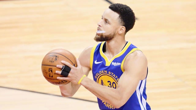 Watch Steph Curry Tells Javale Mcgee He Could Drop 60 Points On